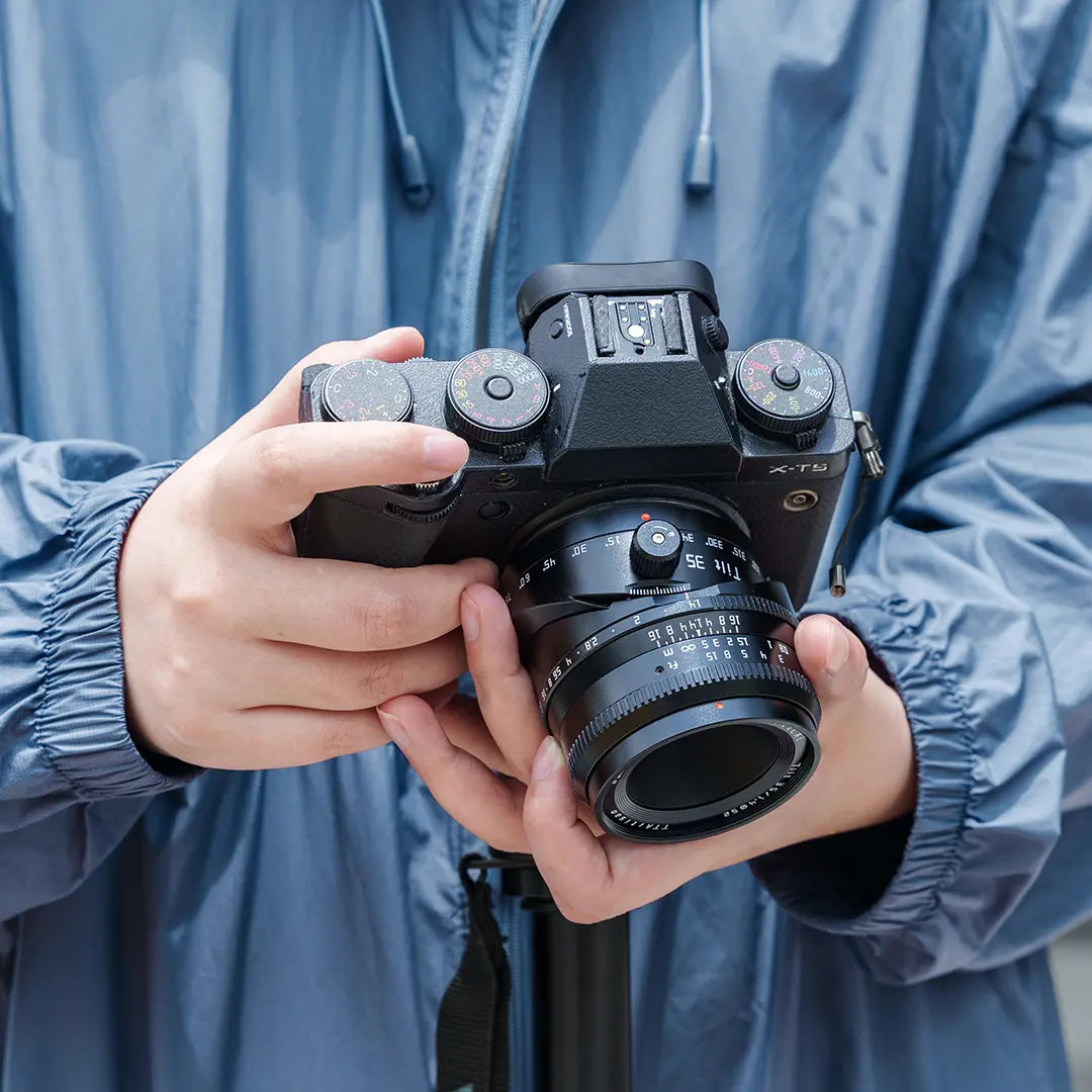 TTArtisan Tilt APS-C 35mm F1.4 TTArtisan Tilt APS-C 35mm F1.4